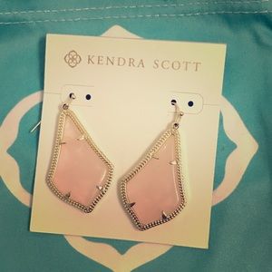 Kendra Scott Alexandra Earrings In Rose Quartz