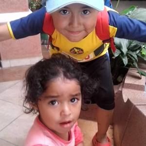 Meet your Posher, Cornelio