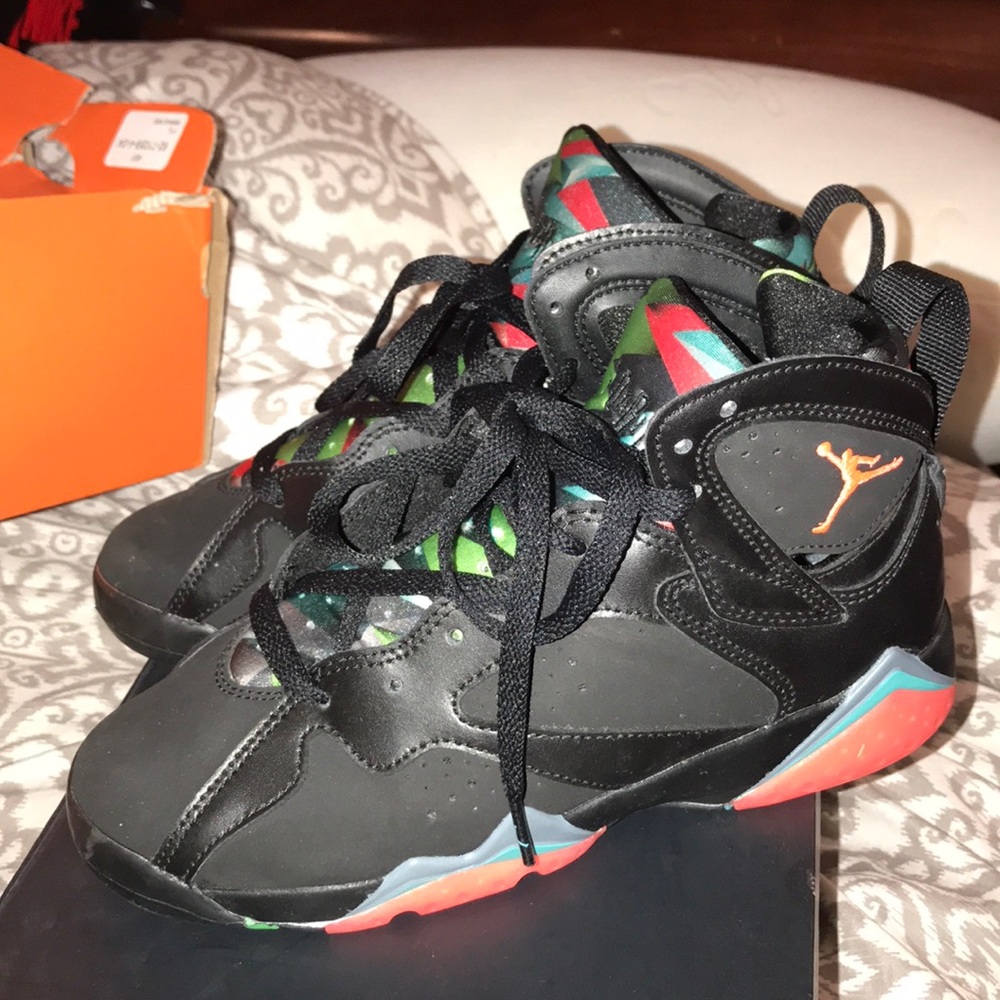 Jordan 7s - Picture 3 of 6