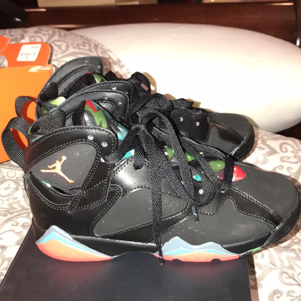 Jordan 7s - Picture 4 of 6