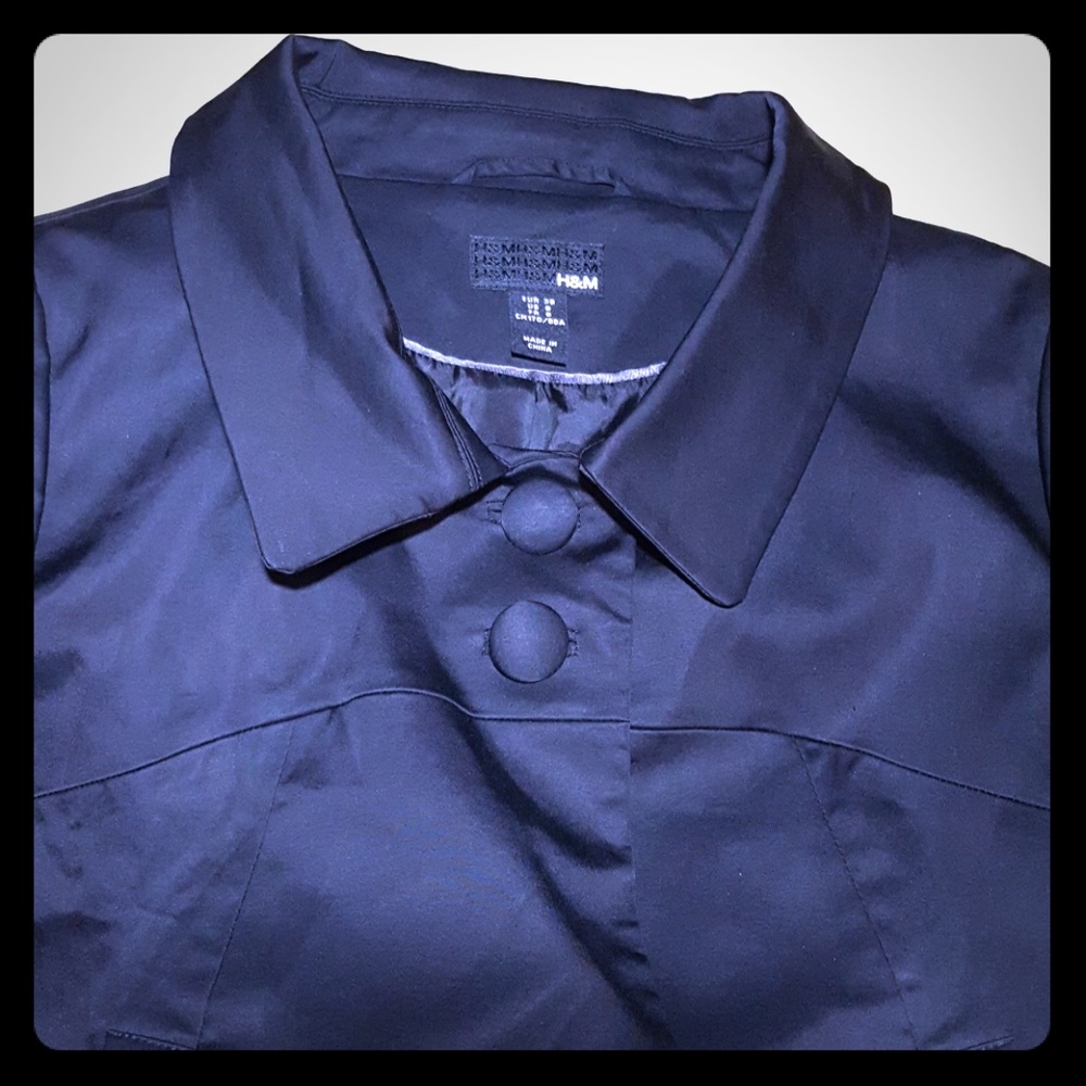 {H&M} Crop black jacket