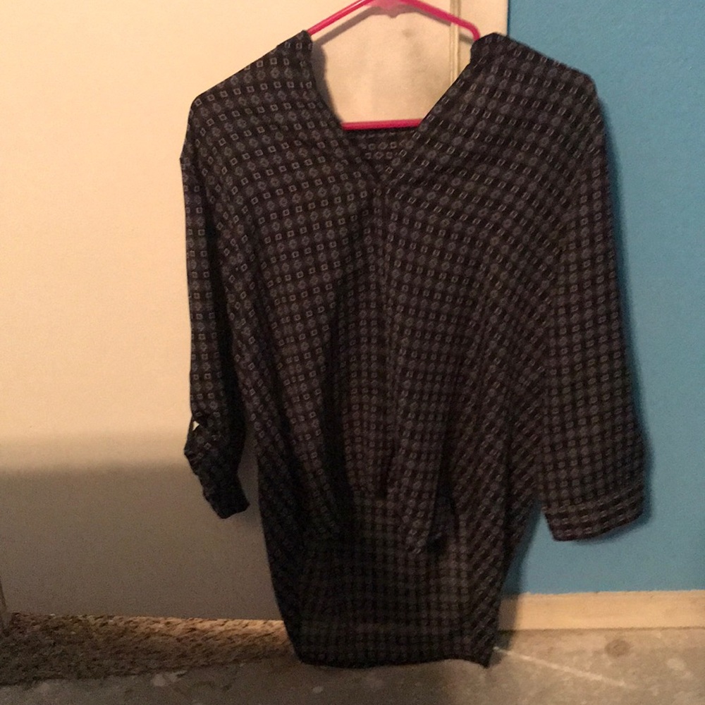 3/4 sleeve shirt