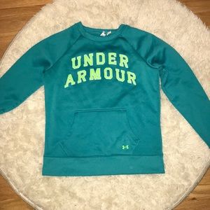 Hoodless under armour sweatshirt!