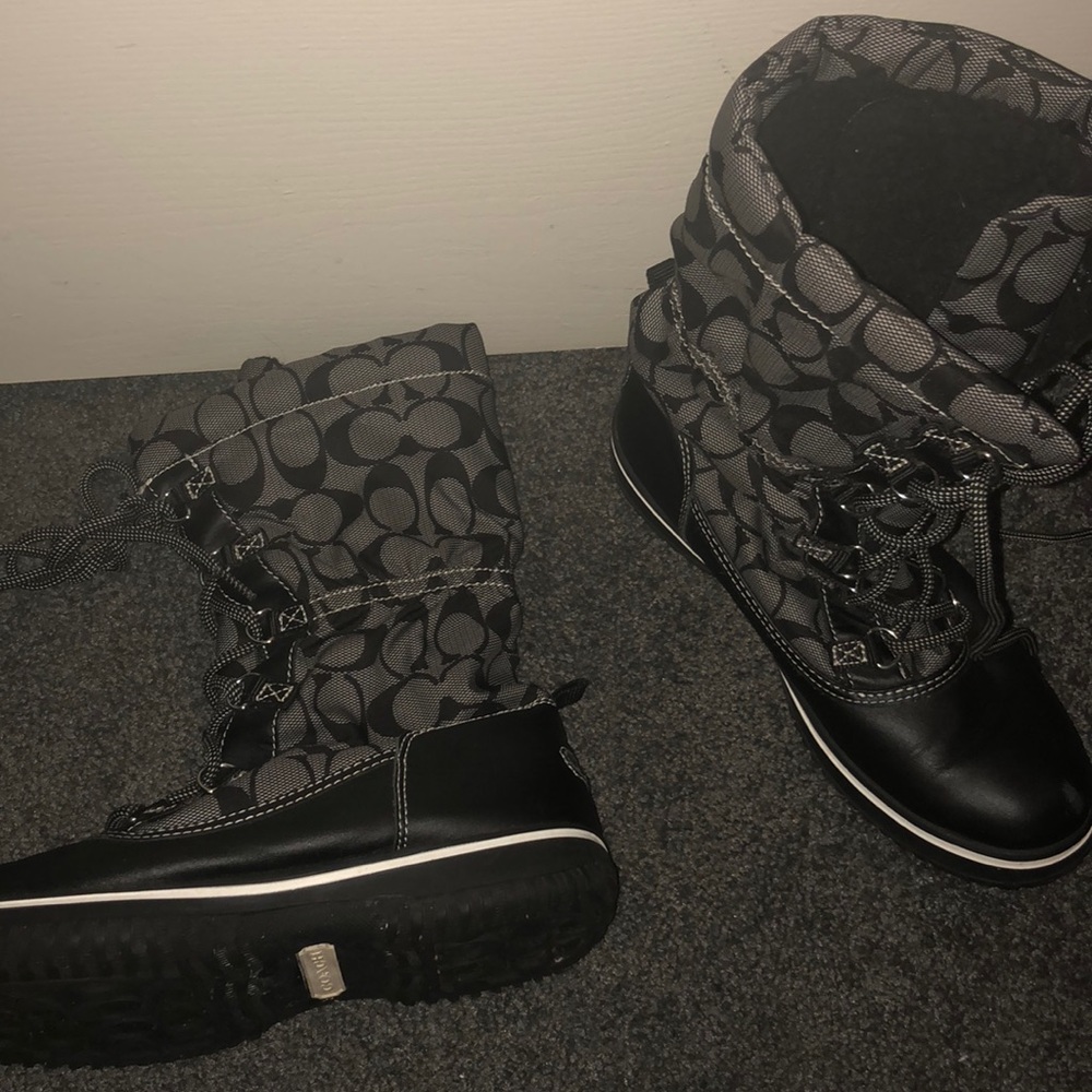 Coach winter boots