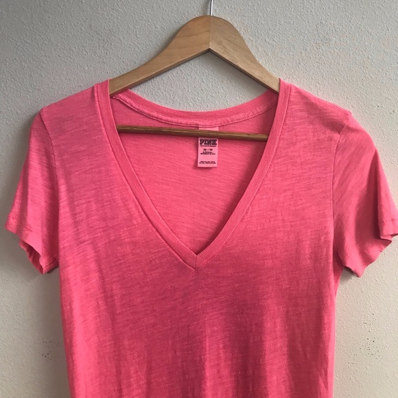 PINK Victoria's Secret : Pink V-Neck t-shirt - Picture 3 of 5