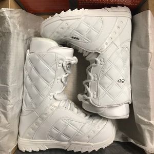 Womens Snowboard Boots - Size 8 - White