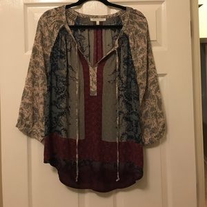 Daniel Rainn Tops - Daniel Rainn Patterned Blouse Daniel Rainn Tops - Daniel Rainn Patterned Blouse
