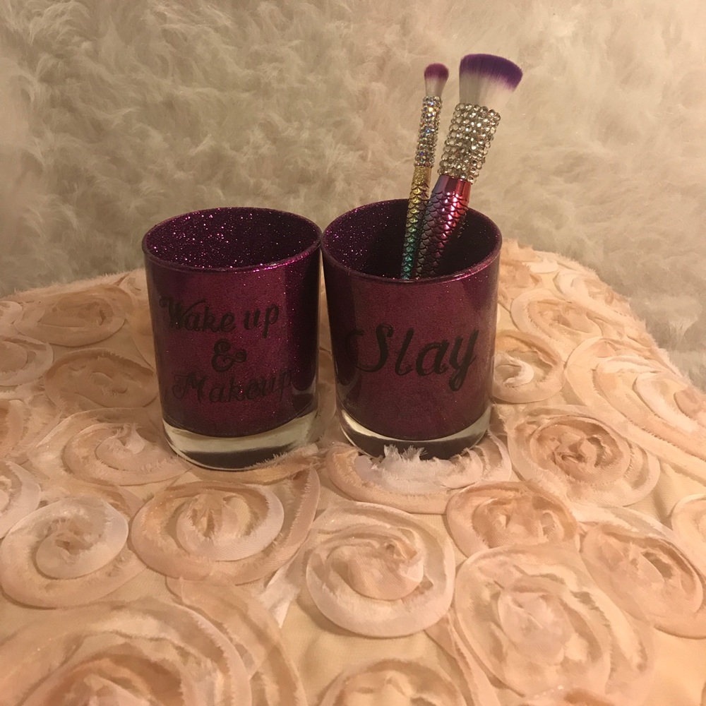Customize makeup brush holders - Picture 2 of 4