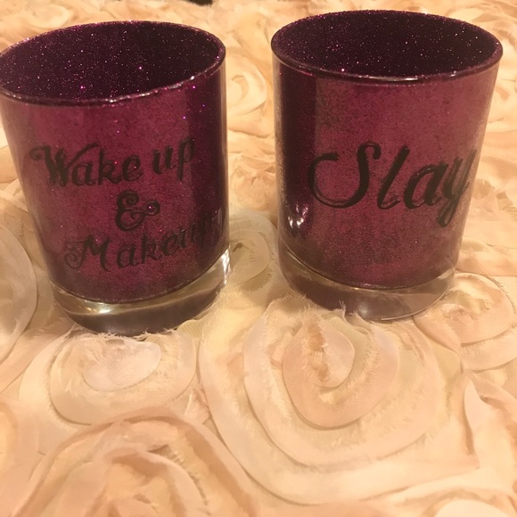 Customize makeup brush holders - Picture 1 of 4