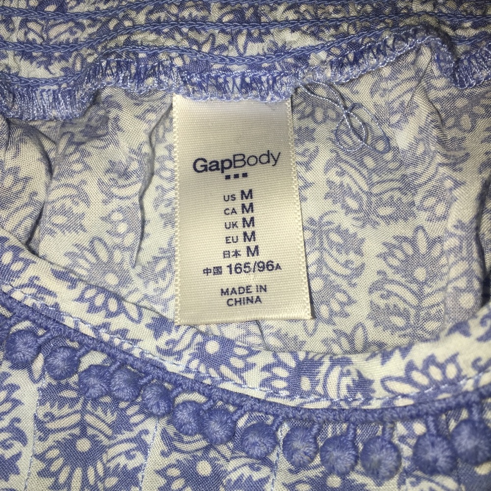 GAP Body Blue print cami top - Picture 3 of 4