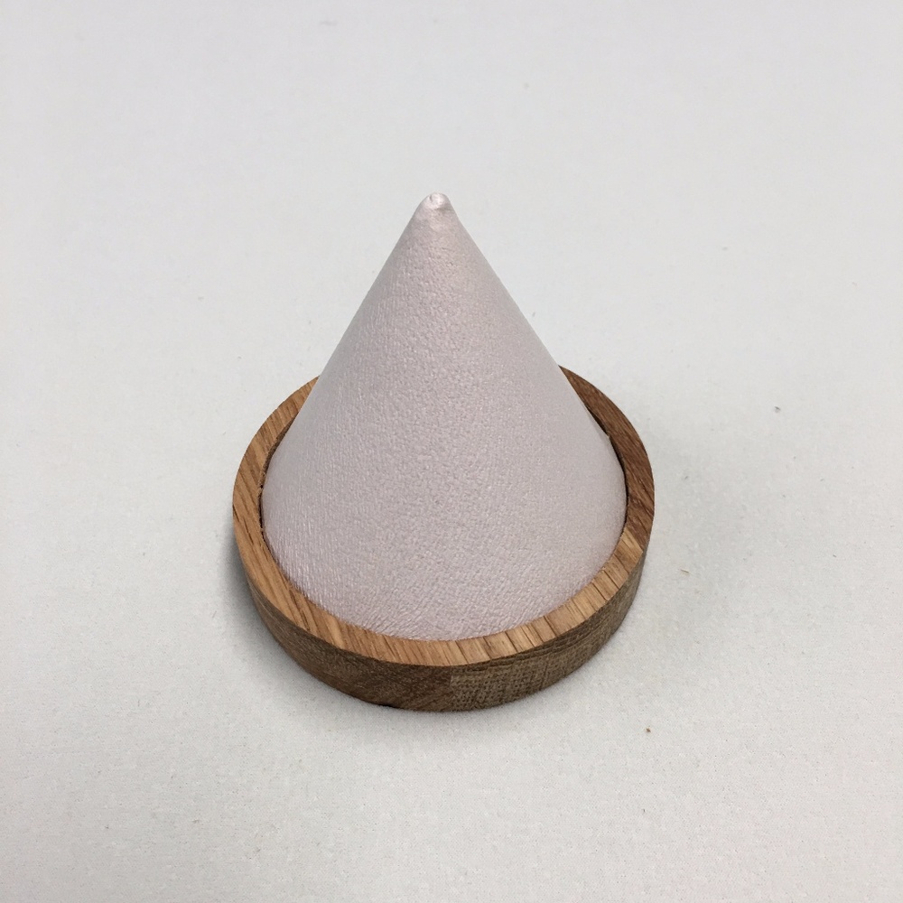 Bracelet Stand
