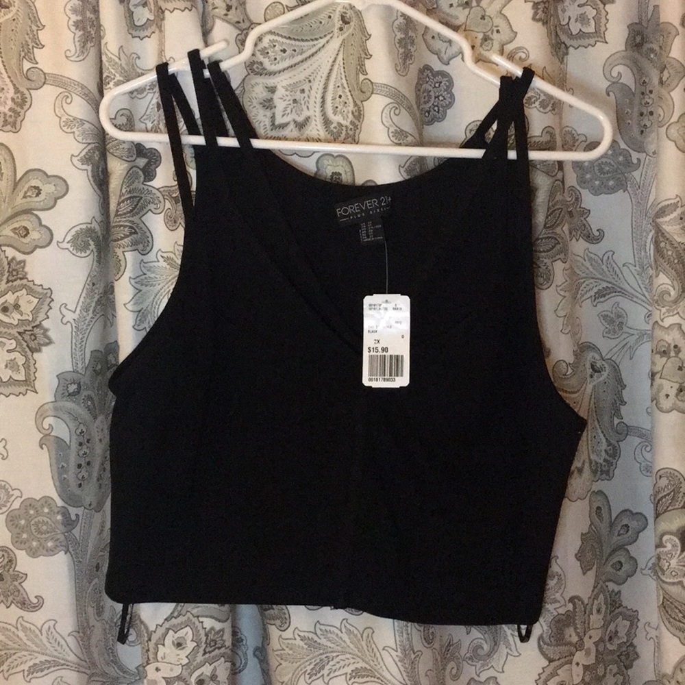 NEVER BEEN WORN forever 21 crop top