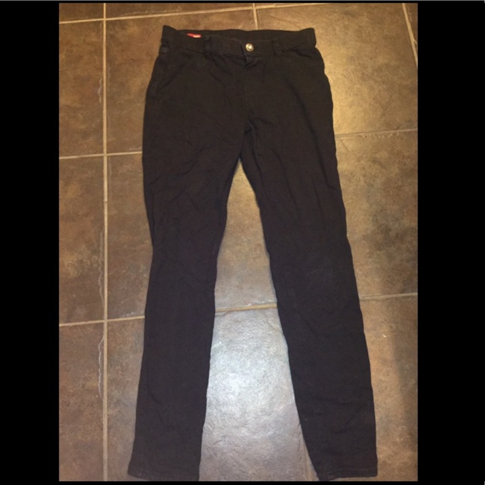 Plain black jeggings