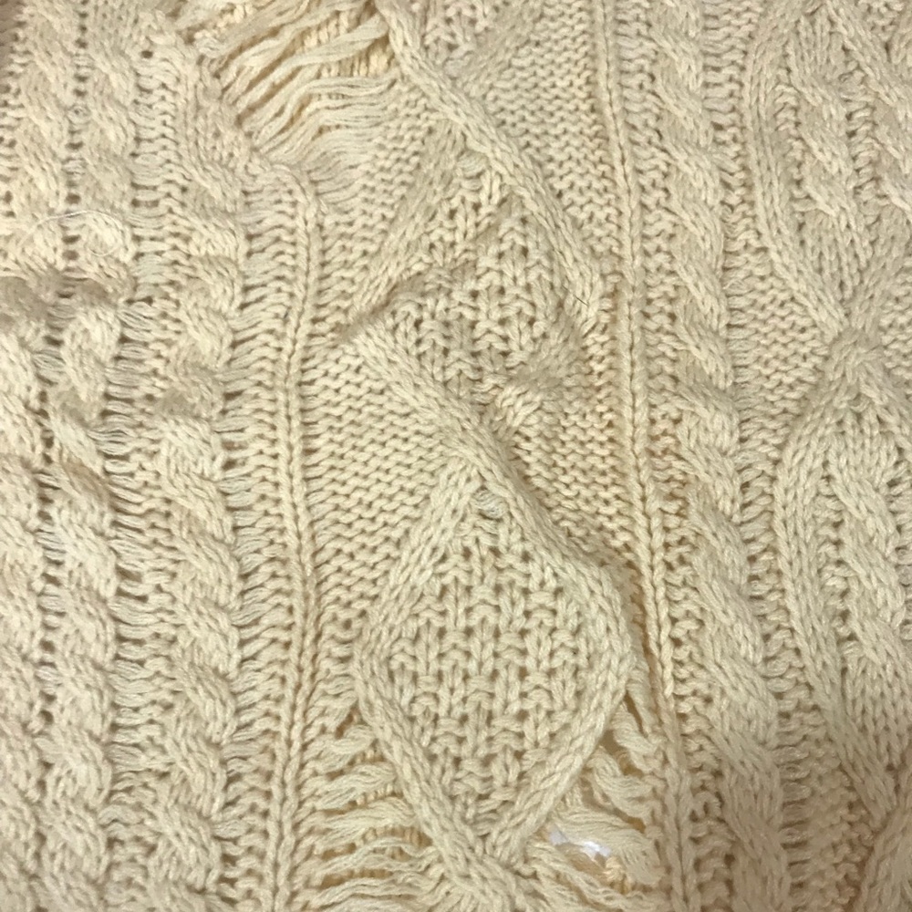 Woman sweater