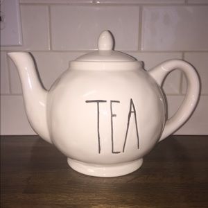 Teapot. ❌RESERVED FOR STACY DIAZ