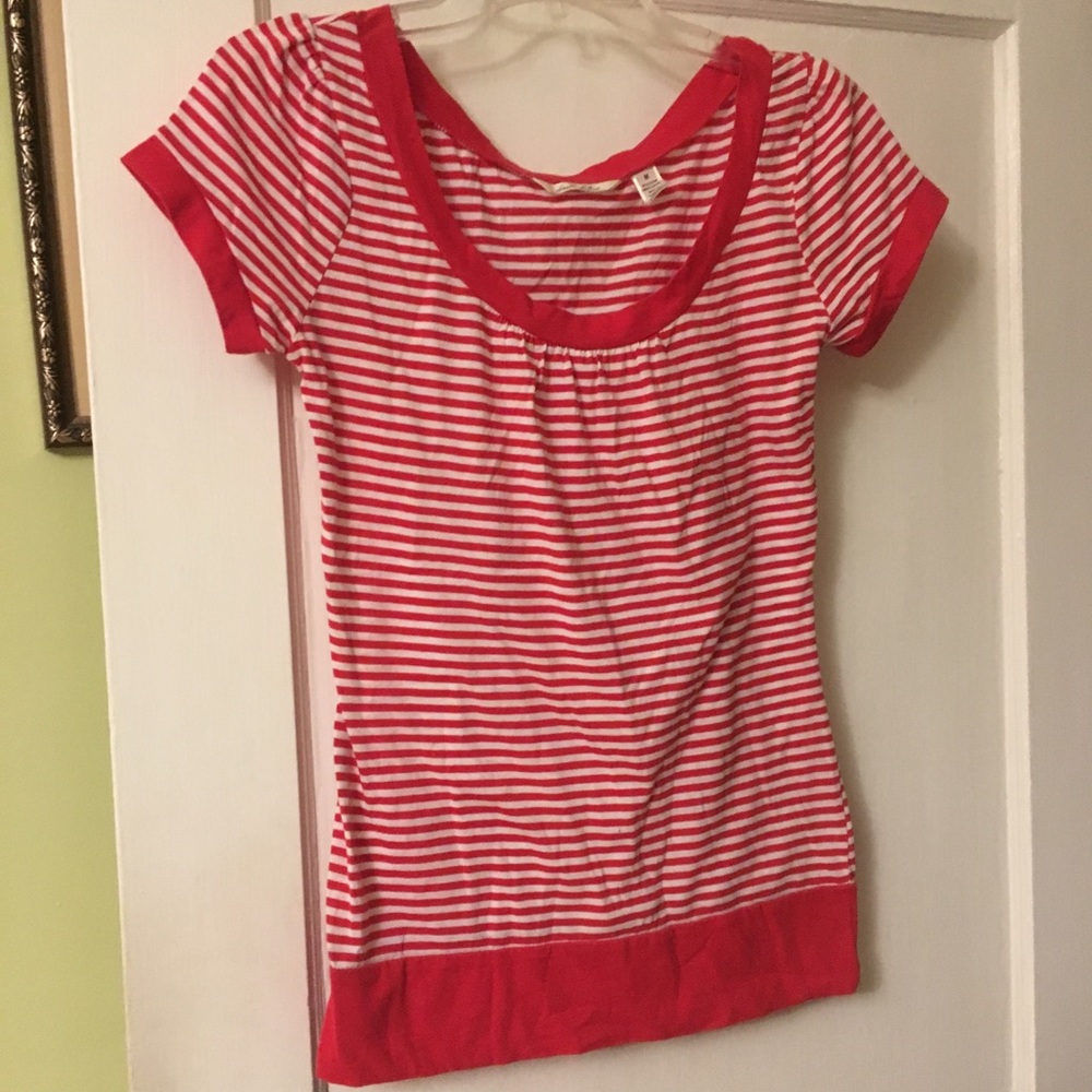 Short sleeve top