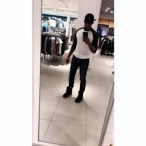 Meet your Posher, Tyrone