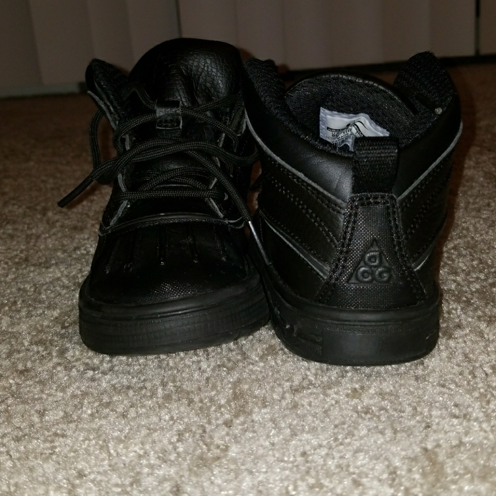 Nike ACG Boots