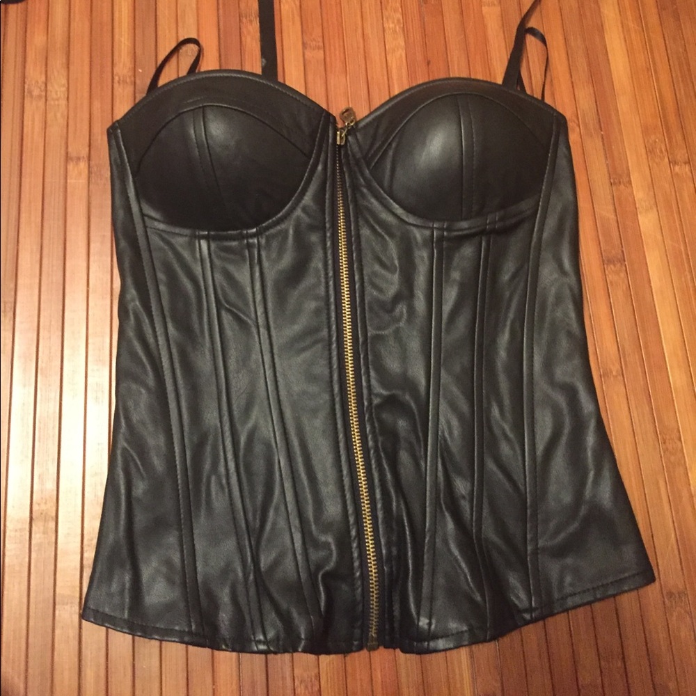 Black Leather Zipup corset
