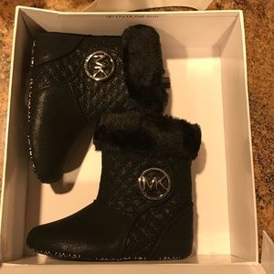 Michael Kors Baby Kelly size 3 boots