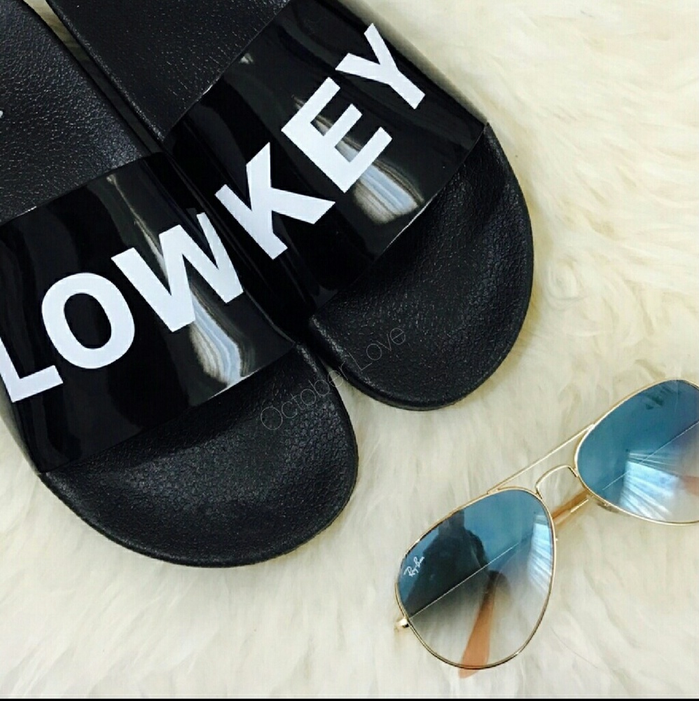 chill wear😎 flip flops