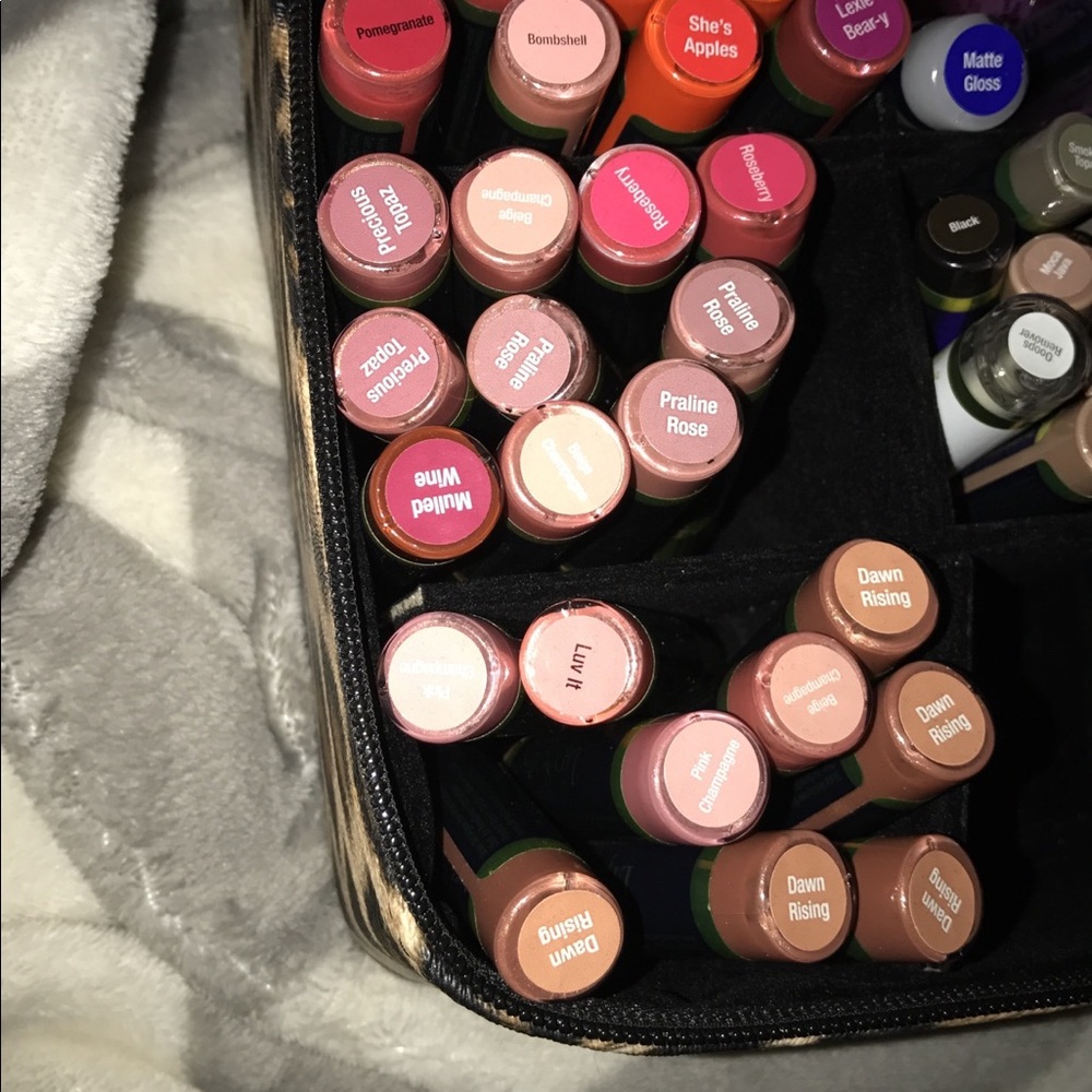 Lipsense - Picture 3 of 4