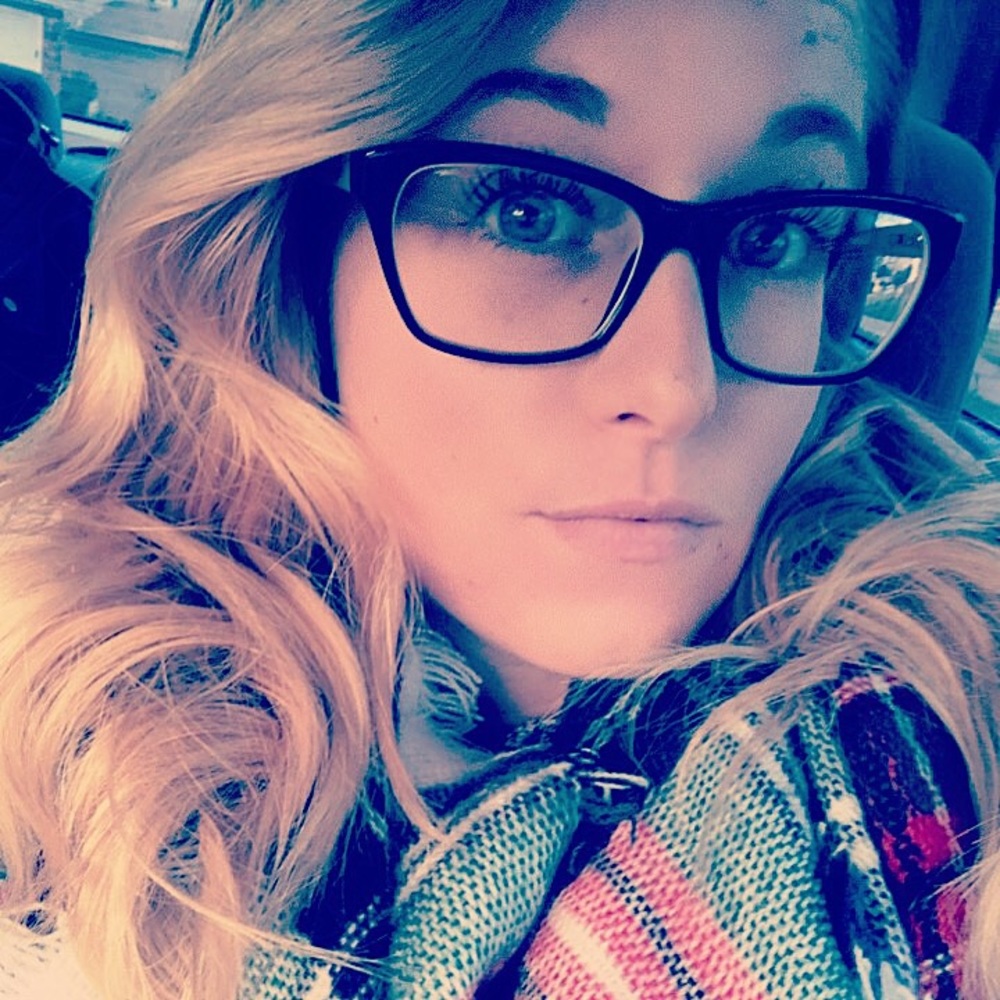 Meet your Posher, Samantha