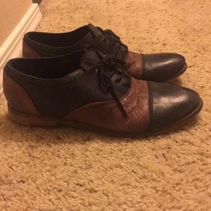 Free People Oxford distressed leather shoes