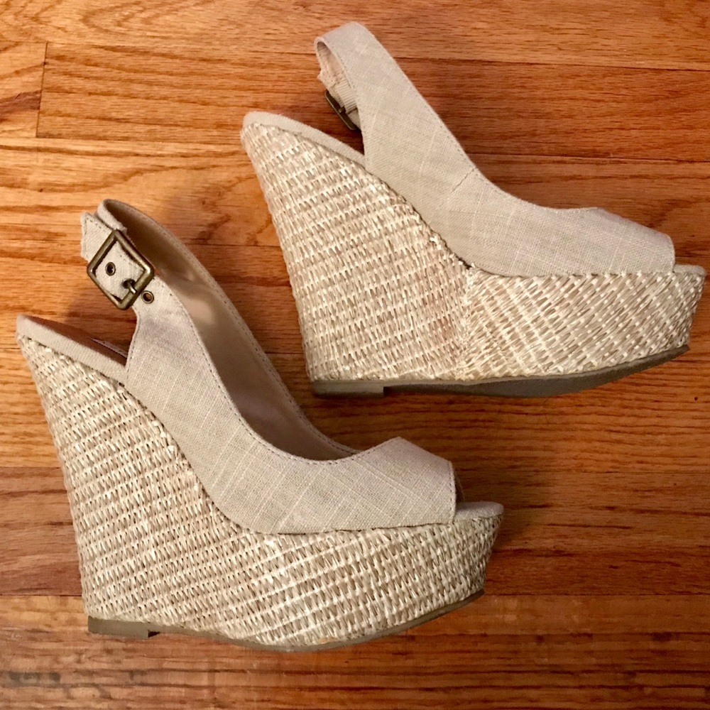 Steve Madden Canvas Wedge