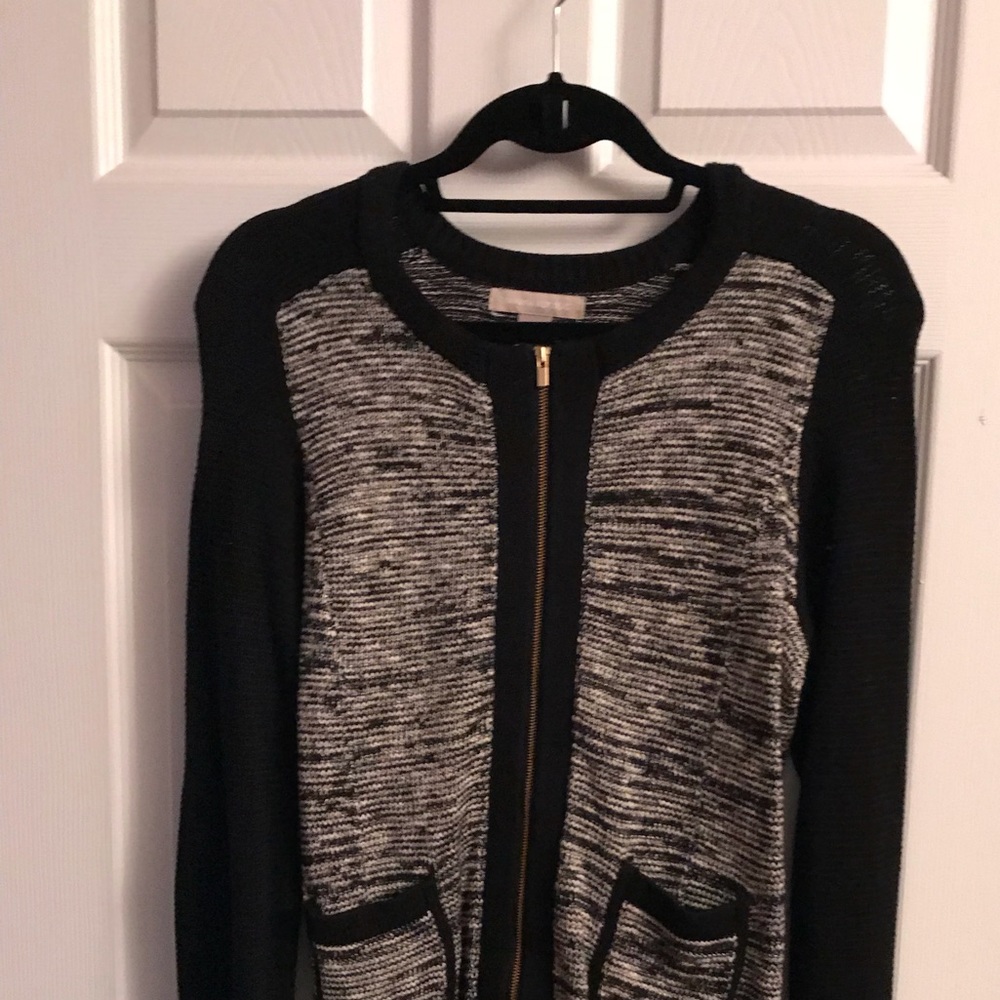 Zipper front