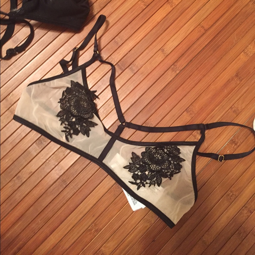 nude flower bralette