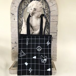 CHECKER PRINT BLACK CANVAS ZIP UP TOTE