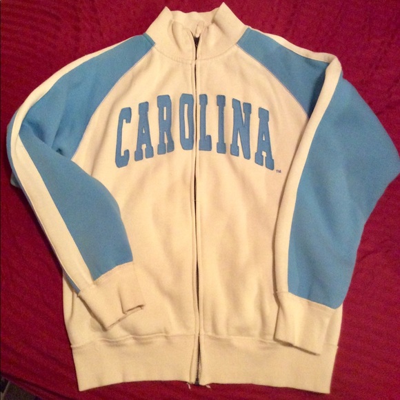 COLOSSEUM ATHLETICS Other - Brand new retro Carolina Tar Heels sweater