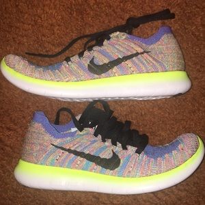 Nike free run fly knit size 6 w