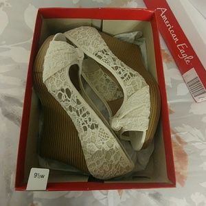 Ivory lace like Wedges
