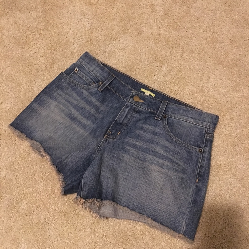 ‼️PRICE DROP‼️ GIANNI BINI SIZE 30 Jean Shorts