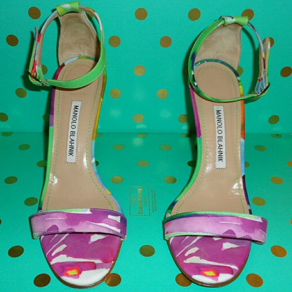 Manolo Blahnik Floral Chaos Stilettos - Picture 4 of 8