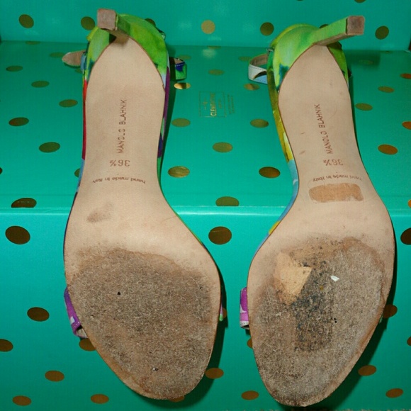 Manolo Blahnik Floral Chaos Stilettos - Picture 6 of 8