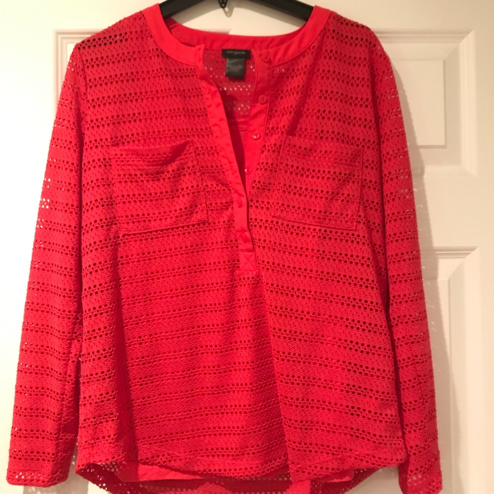 Ann Taylor great eyelet top with matching tank