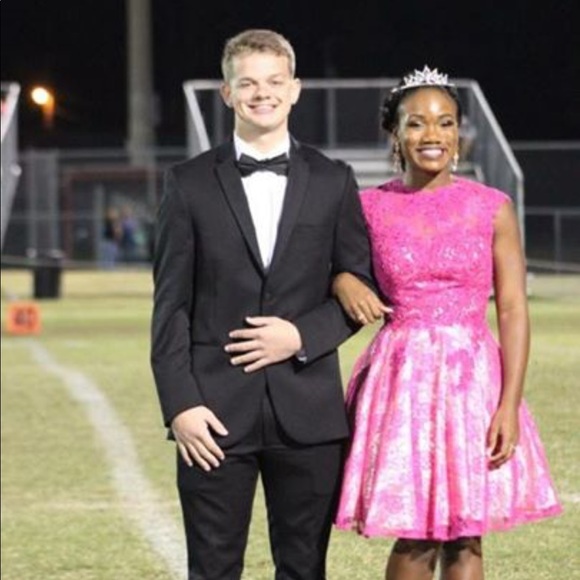 (An offer available) wore once, Pink formal dress - Picture 4 of 4