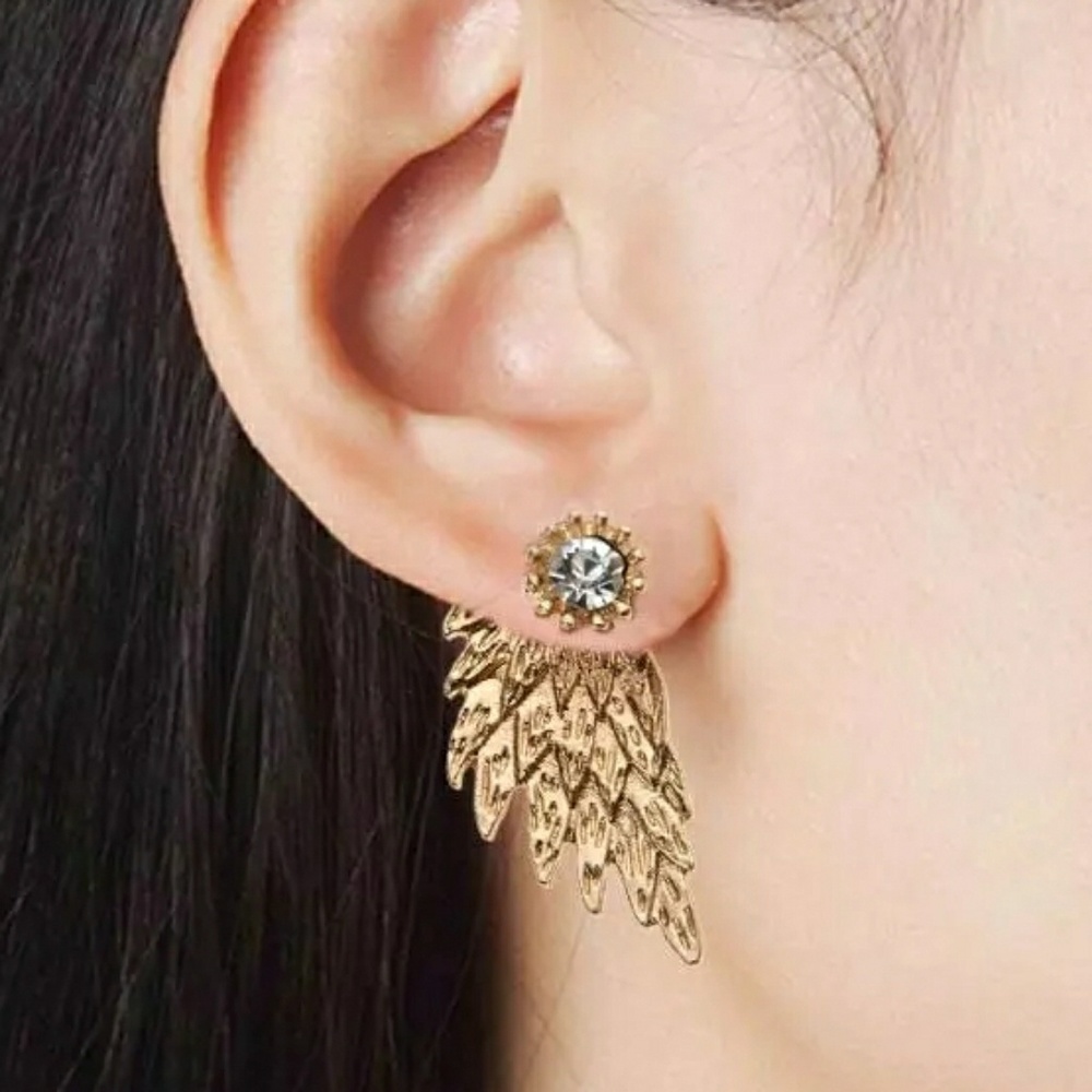 🎁3/$20 Angel Wing Earrings