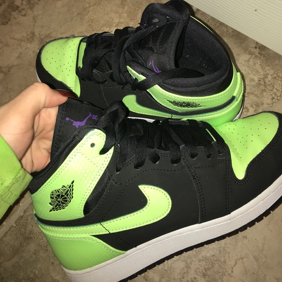 Air Jordan 1 retro basketball shoes - Picture 1 of 3