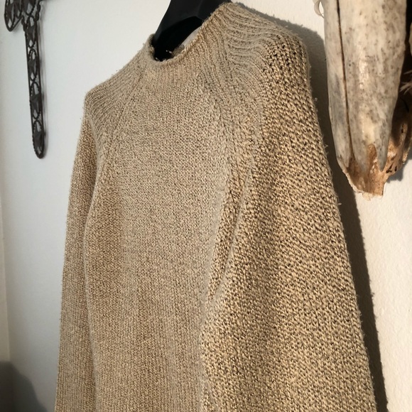 Sz L Tan Carolyn Taylor Sweater - Picture 2 of 6