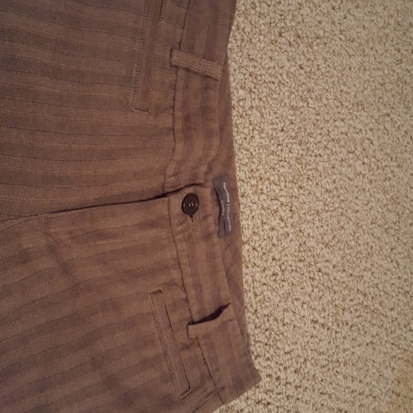 Levis - Picture 2 of 4