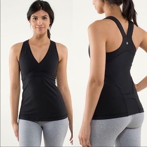 Lululemon athletic top