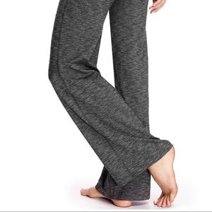 Athleta NWOT Relaxed leg Chataranga pants NWOT