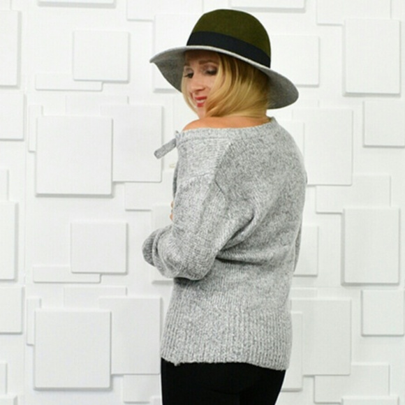 LAST 1GRAY LACE UP DETAILS SWEATER - Picture 3 of 4