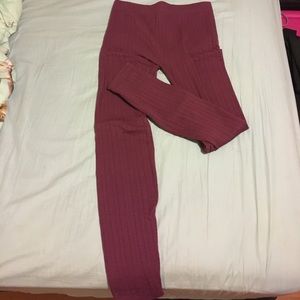 Maroon fleece lined legging