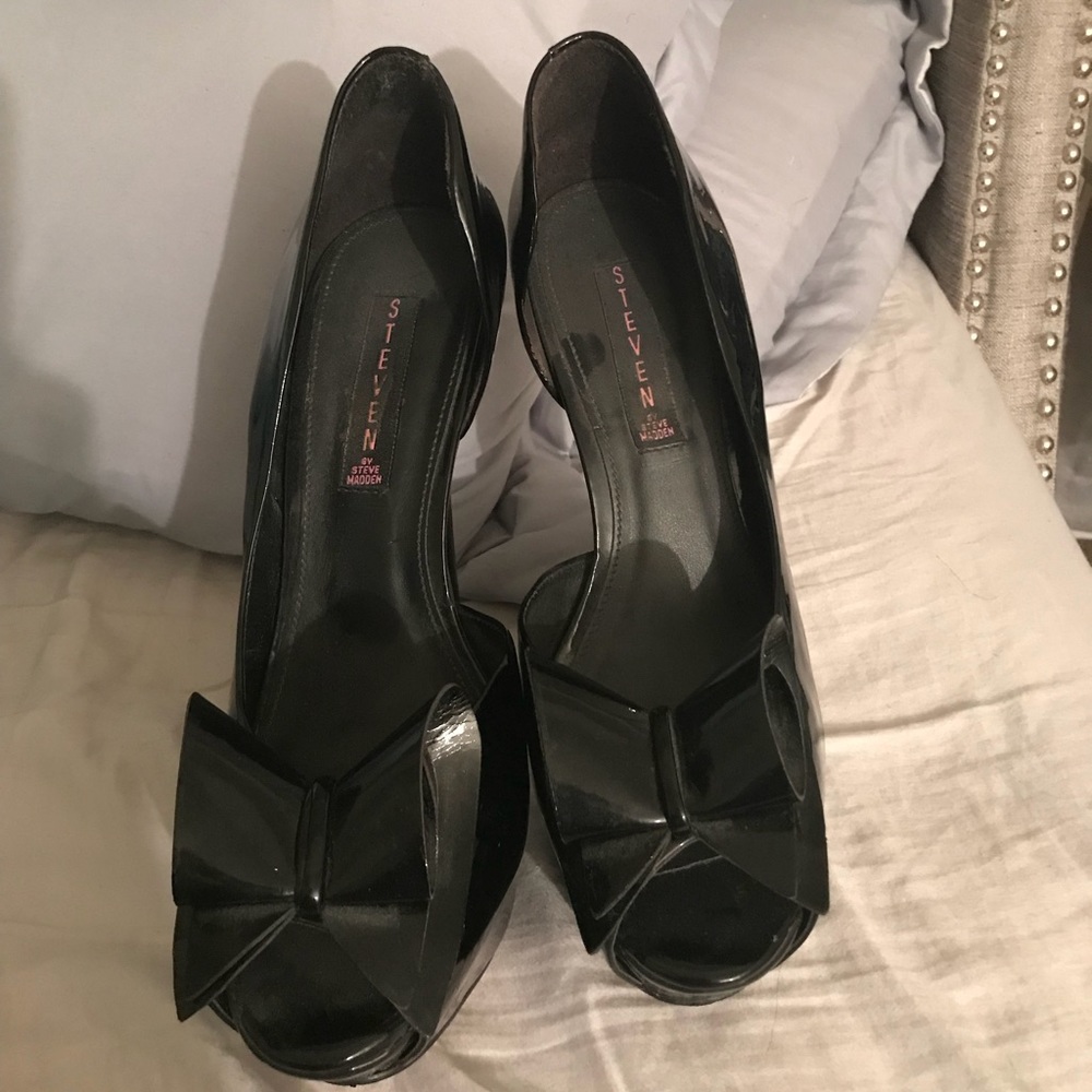 Black Steve Madden Heels