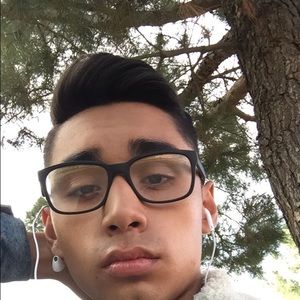 Meet your Posher, Jordan